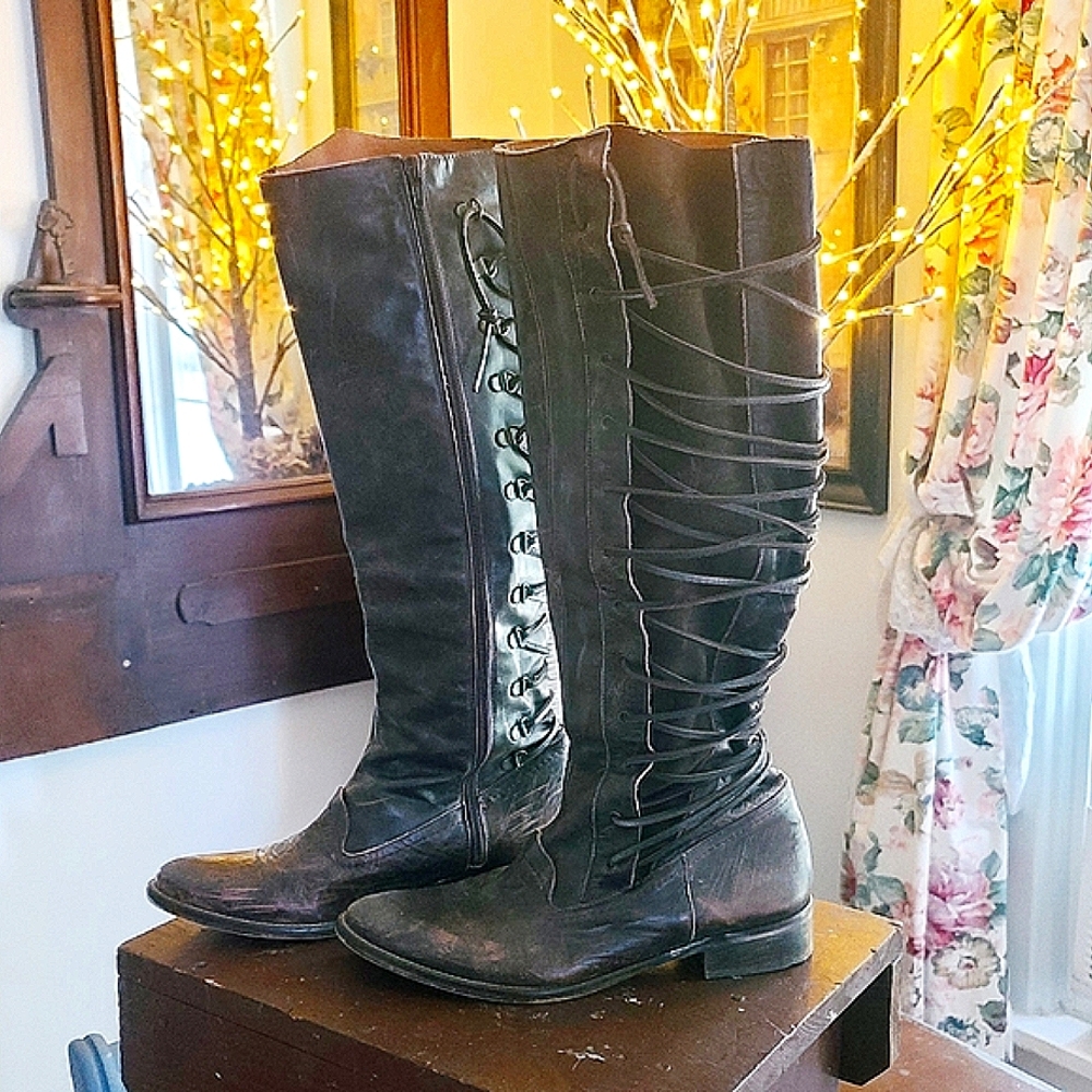 Free people Distressed Boots - Picture 4 of 15